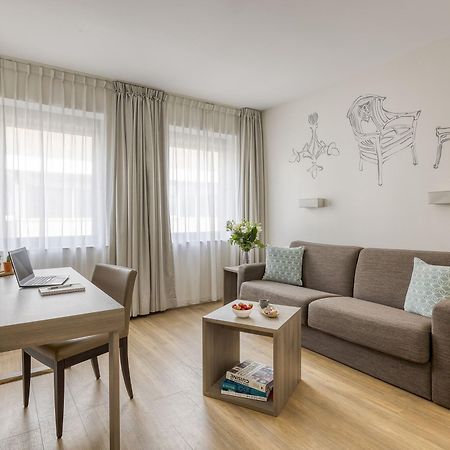 Citadines Toison D'Or Brussels Aparthotel Saint-Gilles Ngoại thất bức ảnh