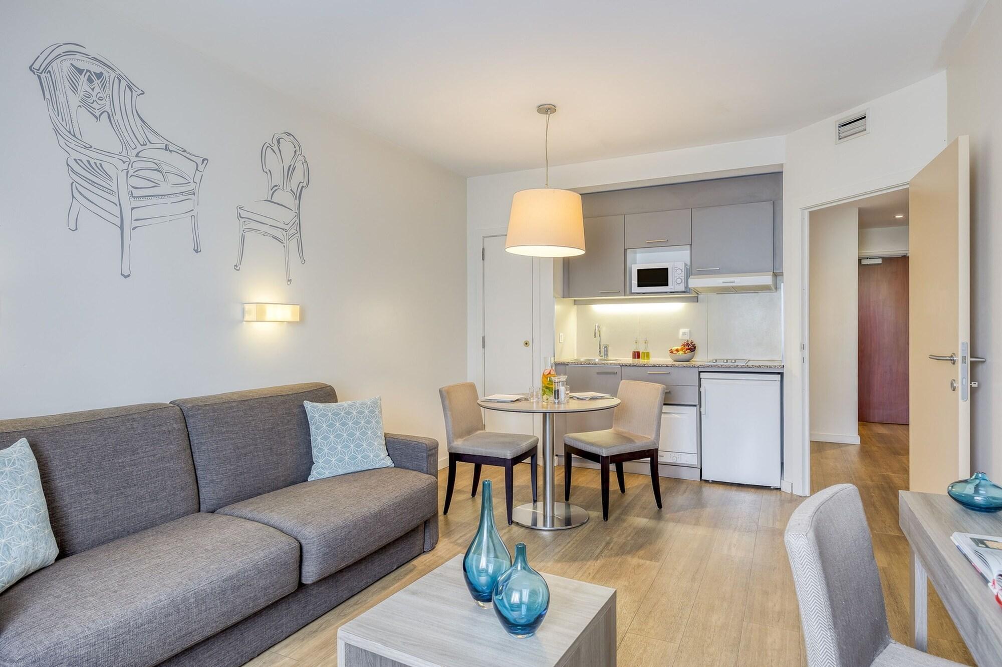 Citadines Toison D'Or Brussels Aparthotel Saint-Gilles Ngoại thất bức ảnh