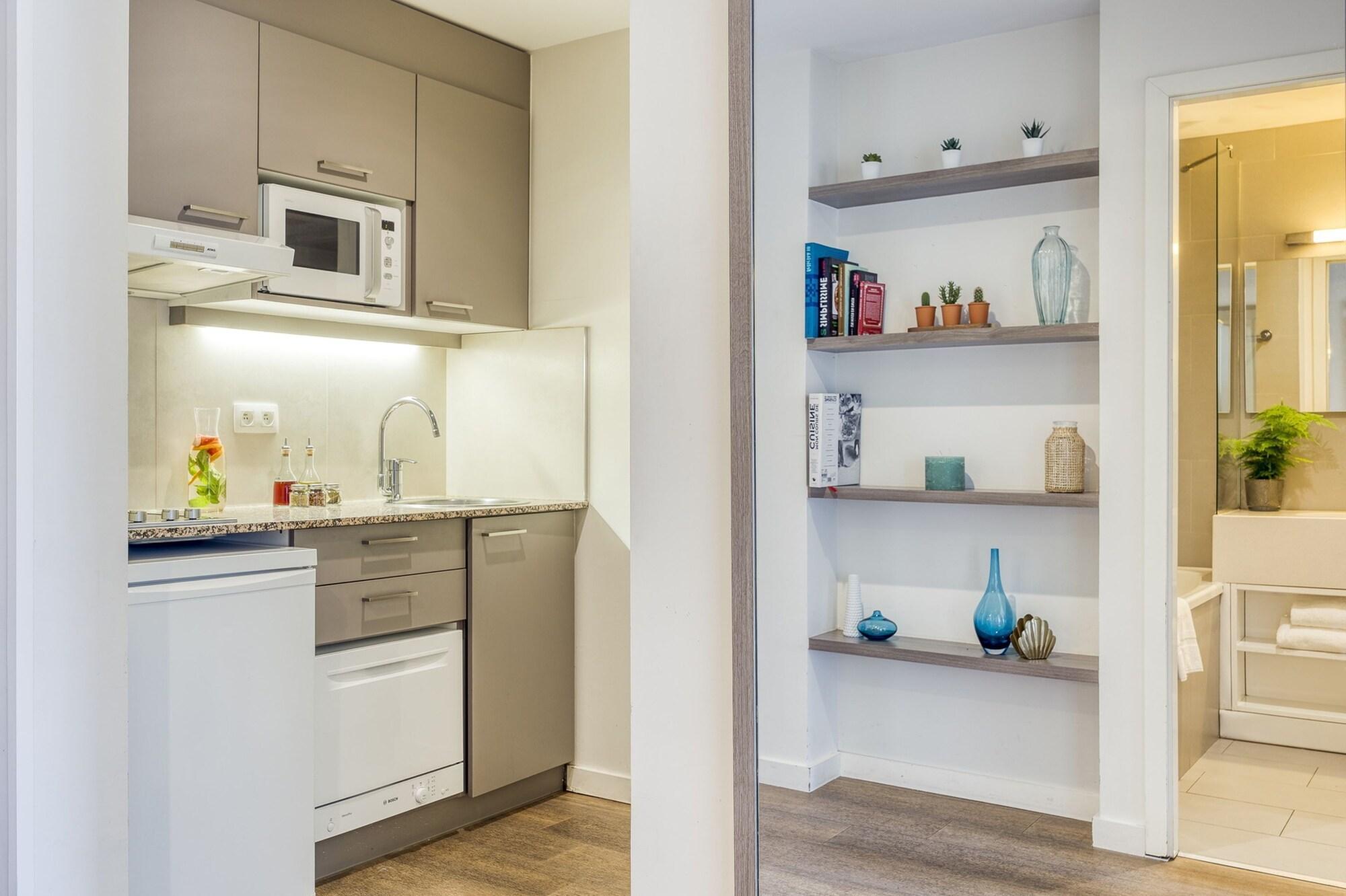 Citadines Toison D'Or Brussels Aparthotel Saint-Gilles Ngoại thất bức ảnh